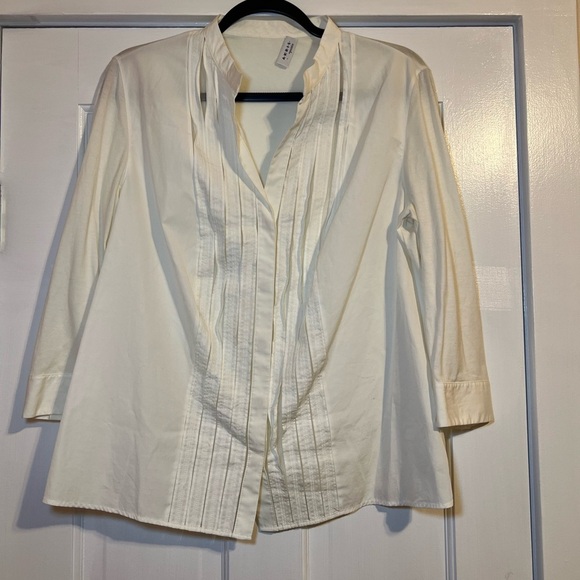 AKRIS PUNTO WHITE BUTTON UP PLEATED BLOUSE - Picture 1 of 9
